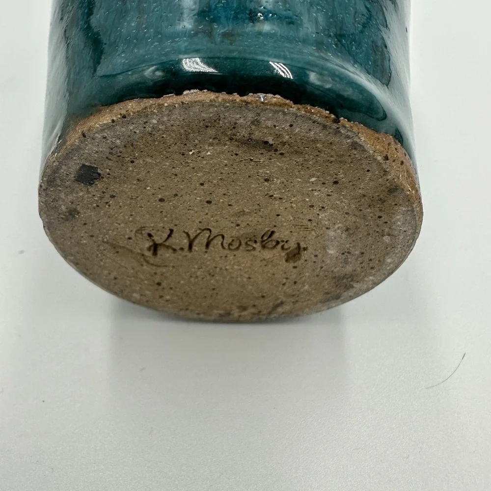 Handmade Pottery Vase Tootbrush Holder Teal Blue Dog Accent‎ Signed K. Mosby